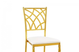 Why Custom Metal Furniture is the Strategic Choice for Modern Business Spaces